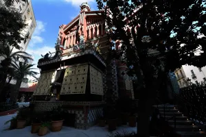 Spain-Gaudi-Vicens-Architecture