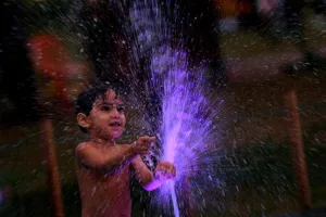 Child Prints: Sri Lanka-Environment-Water
