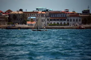 Africa Prints: Tanzania-Zanzibar-Fishing