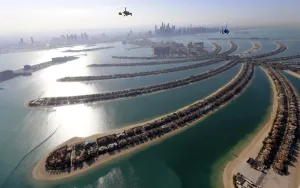 <b class=qtipBold><figcaption>Uae-Dubai-Balloons</figcaption></b><br>Gyrocopters fly over the capital of the United Arab Emirates, Dubai, during the World Air Games 2015, on December 9, 2015. / AFP PHOTO / KARIM SAHIB<br><em>© Copyright Agence France-Presse (AFP) - All Rights Reserved</em> Uae-Dubai-Balloons