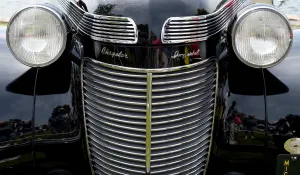 Classic Car Prints: Us-Classic Car - Chrysler - 1937