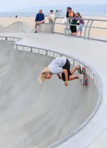 Us-Lifestyle-Skateboarding