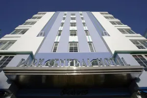 Art Deco Prints: Us-Miami Beach-Art Deco-Building