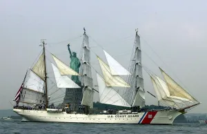 Statue Prints: Us-Opsail-Eagle