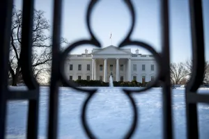 Us-Weather-Snow-White House