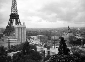 Eiffel Tower Prints: World Fair-1937-Soviet-German-Pavilion